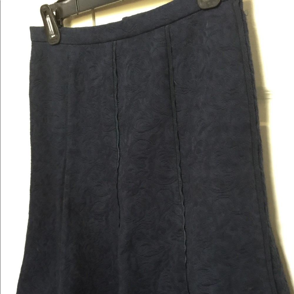 Women’s Skirt